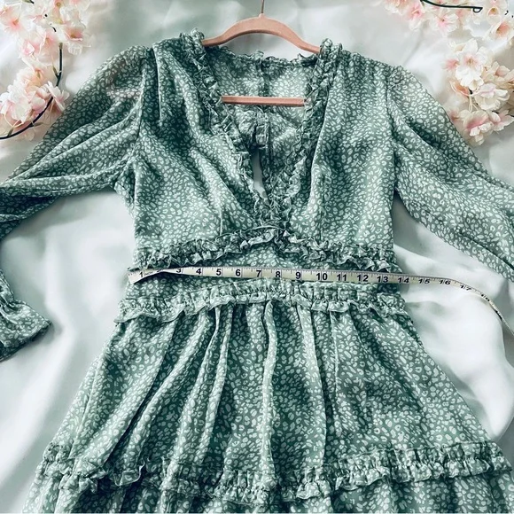 Green Ruffled Floral Sundress with Bishop Sleeves - Picture 8 of 9
